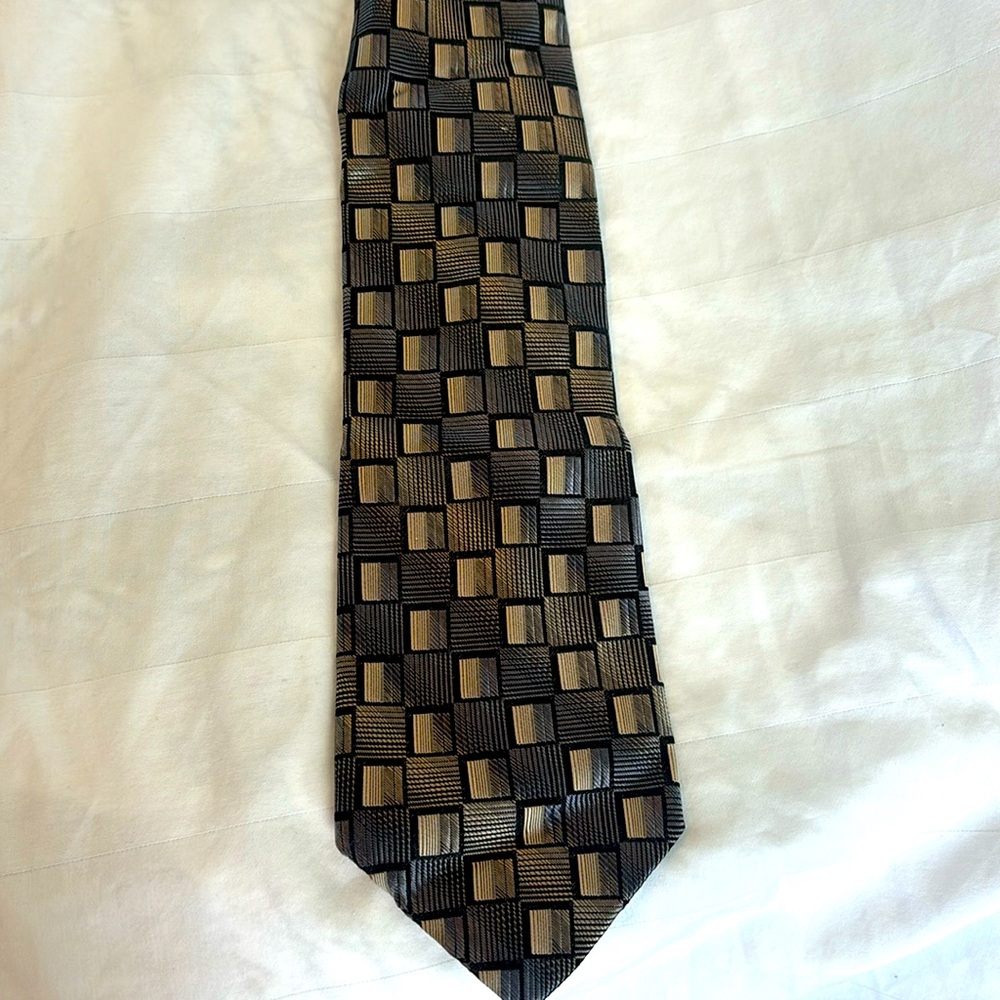 Tie